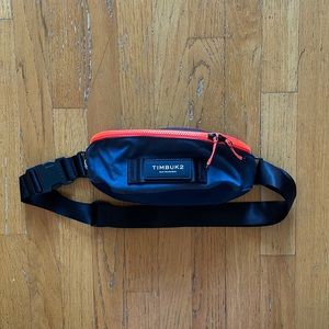 Timbuk2, Slacker Chest Pack, OS, Aurora (Navy, Black, Orange)